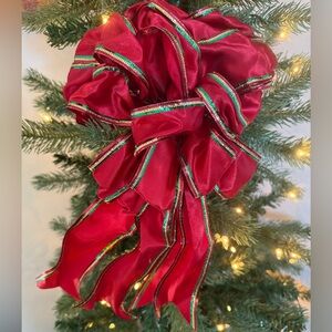 BUNDLE of 7, Large Red Satin Christmas/Holiday Bows with Gold and Green Trim.